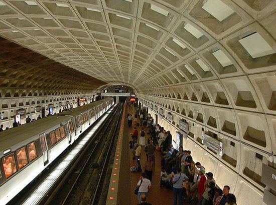 Hur rida Washington d.c. metro. Undvik rusningstid om möjligt.